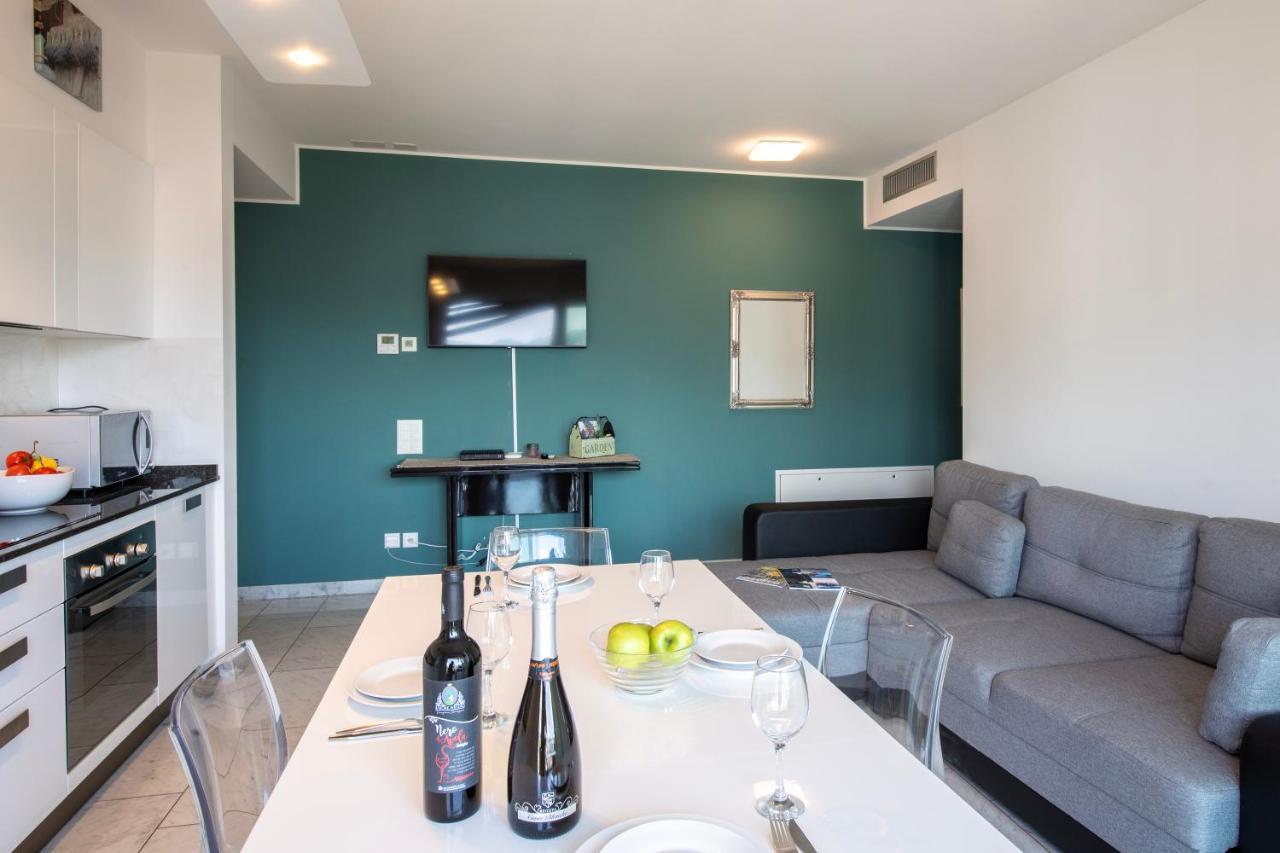 Panoramic Penthouse - Happy Rentals Lugano Bagian luar foto